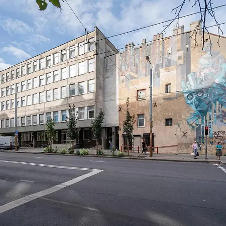 Cozy 1bedroom With Sofa Bed - Sleeps 4 * וילנה